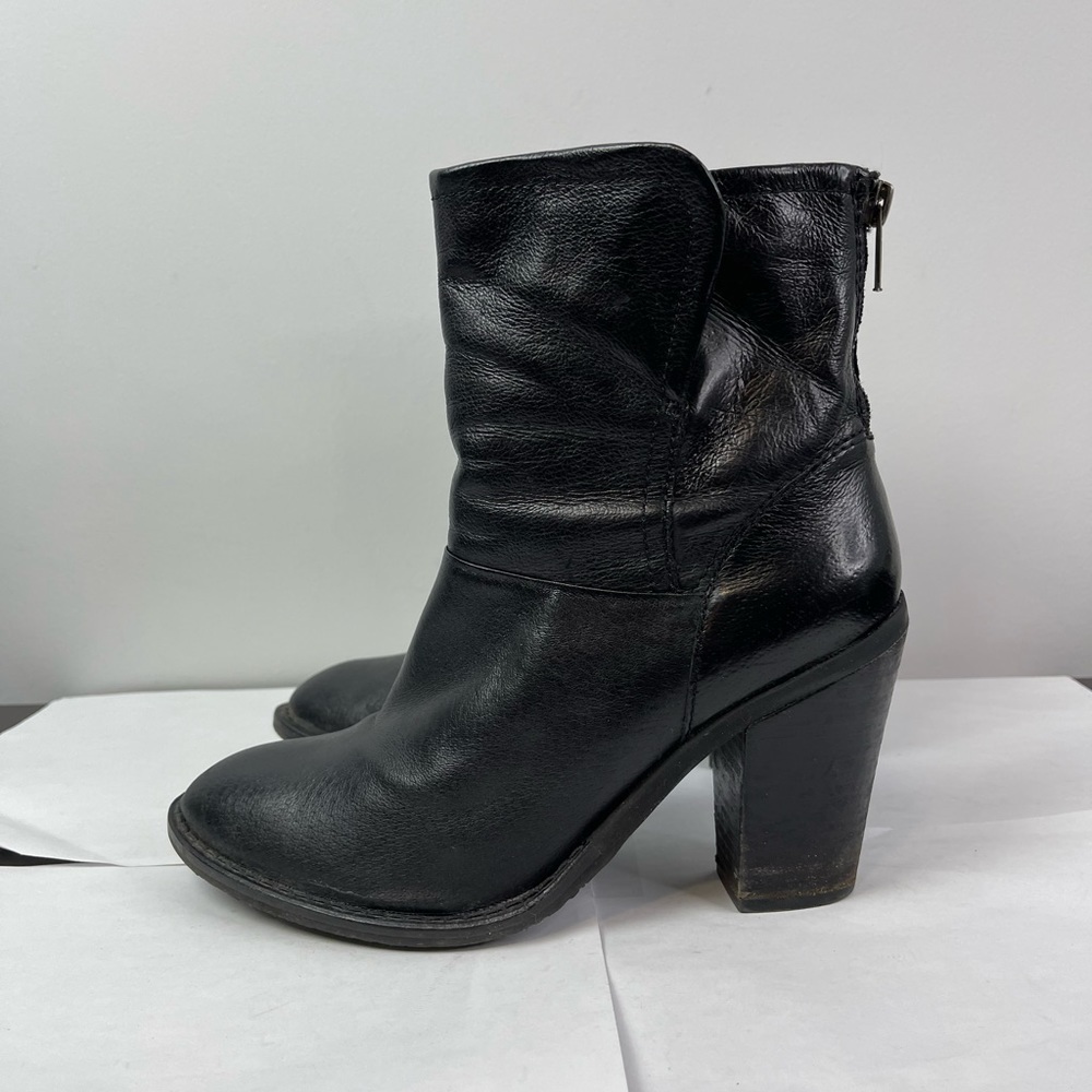 Steve Madden Earla Leather Heeled  Boots  Shoes size 8.5